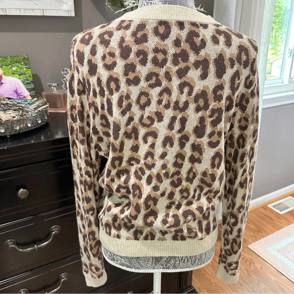 A New Day Leopard Print Crewneck Sweater Small – Baddie / Mob Wife Chic